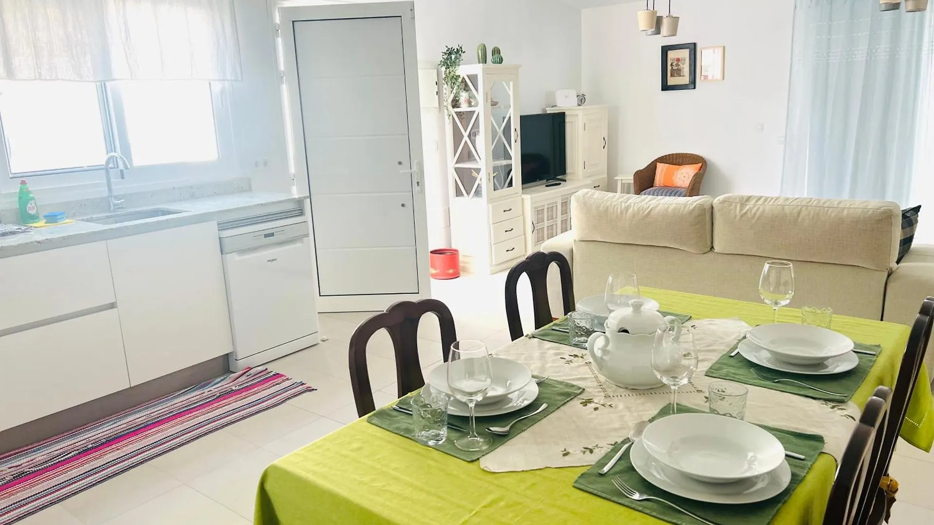 Lovely Home Casa Tamaide - Costa Del Silencio - Semesterbostad
